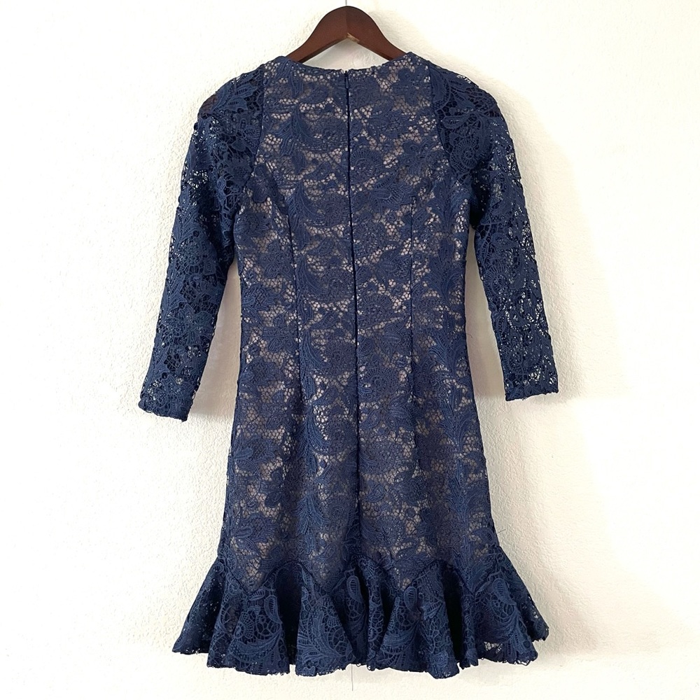 Monique Lhuillier Lace Overlay Peplum Hem Dress - Picture 7 of 10
